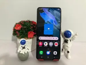 Samsung Galaxy S21 5G 8GB 256GB (Used)