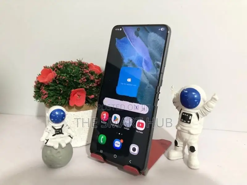 Samsung Galaxy S21 5G 8GB 256GB (Used)