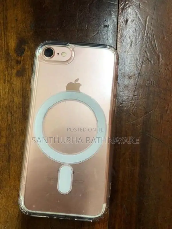 Apple iPhone 7 (Used)