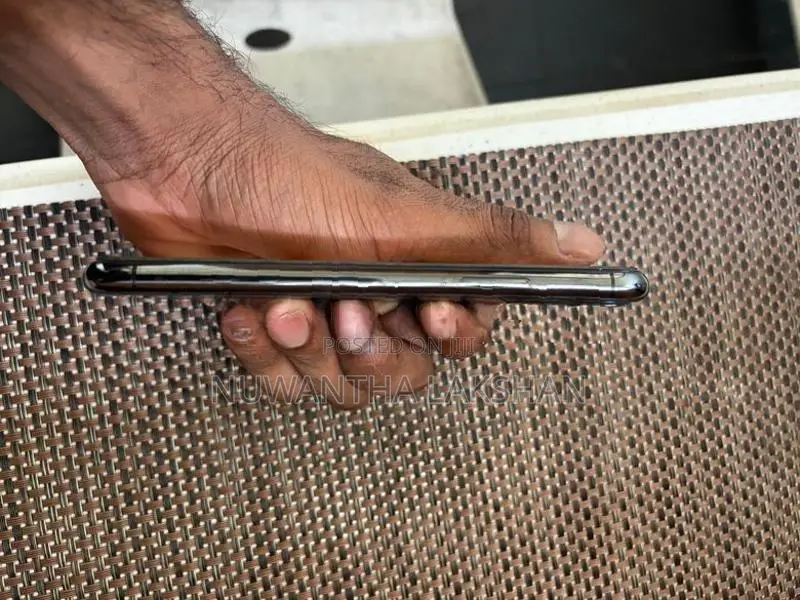 Apple iPhone 11 Pro (Used)