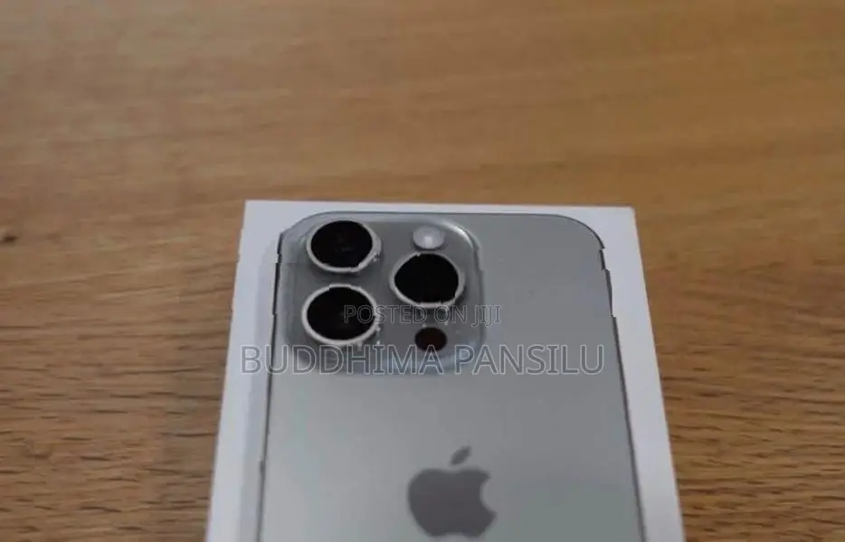 Apple iPhone 15 Pro (Used)