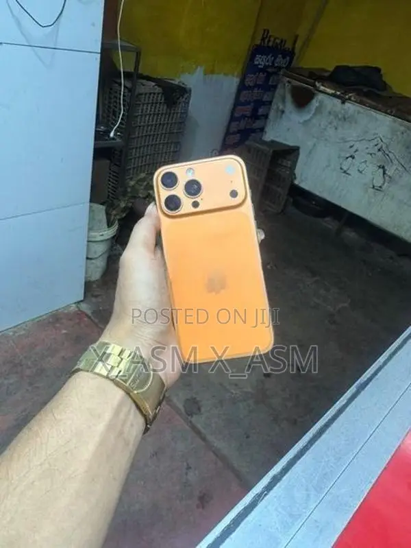 Apple iPhone 16 Pro Max (Used)