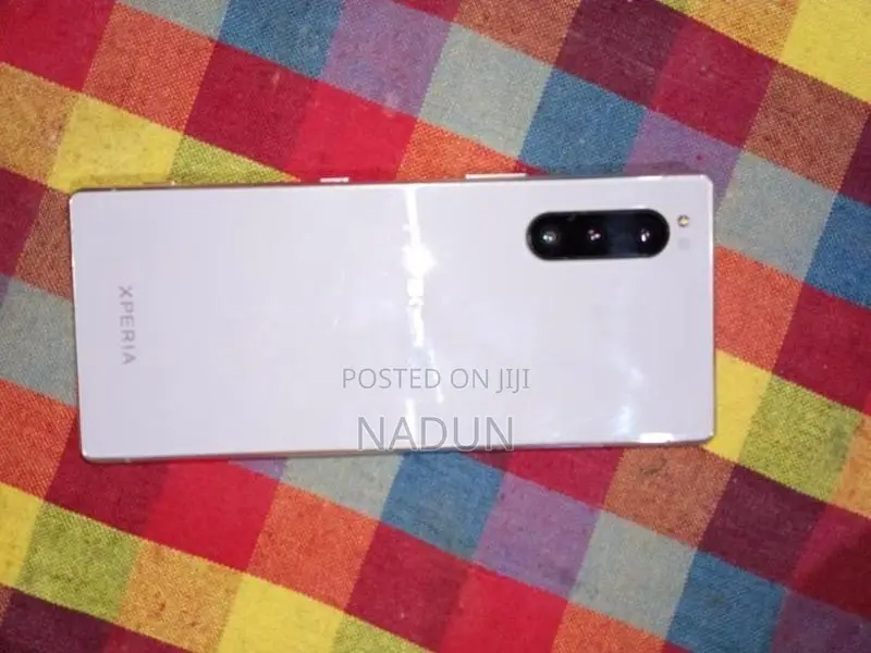 Sony Xperia 5 6GB 64GB (Used)