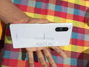 Sony Xperia 5 6GB 64GB (Used)