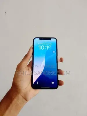 Apple iPhone XS (Used)
