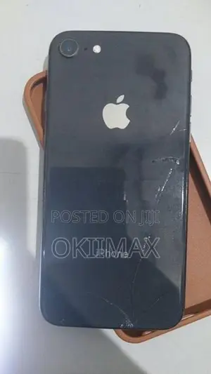 Apple iPhone 8 (Used)