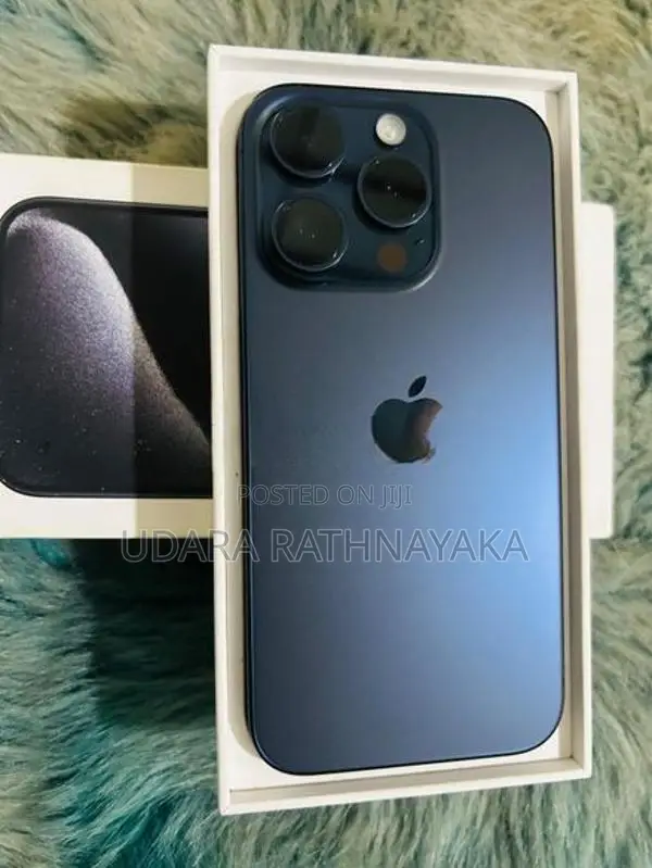 Apple iPhone 15 Pro (Used)