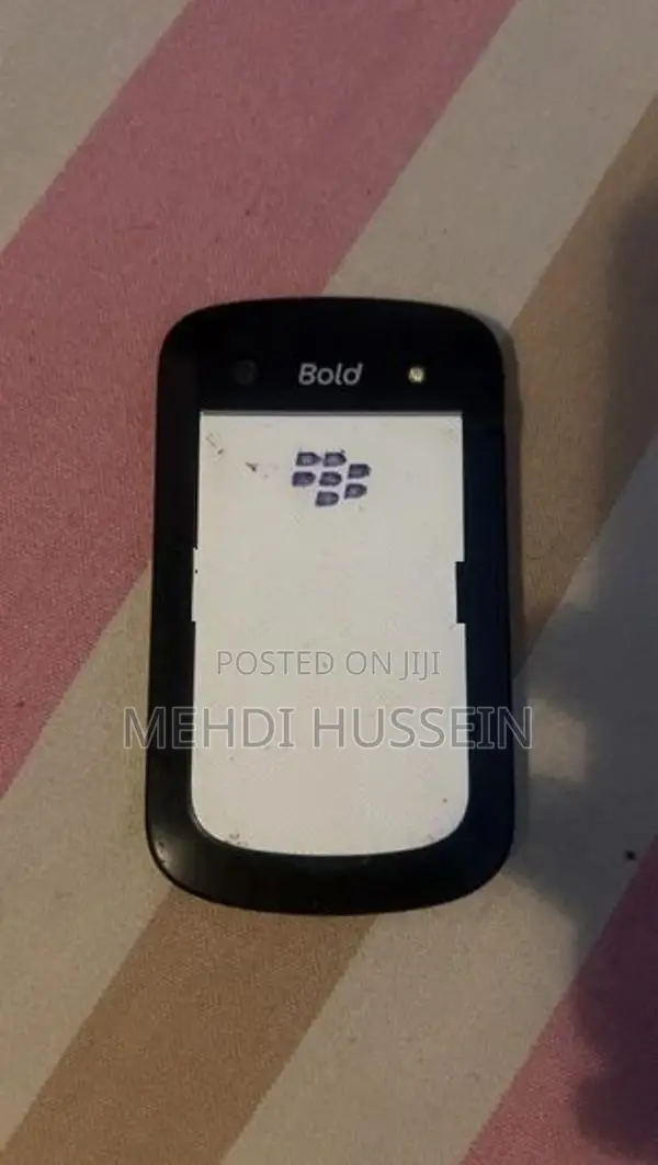 BlackBerry Bold 9900 (Used)