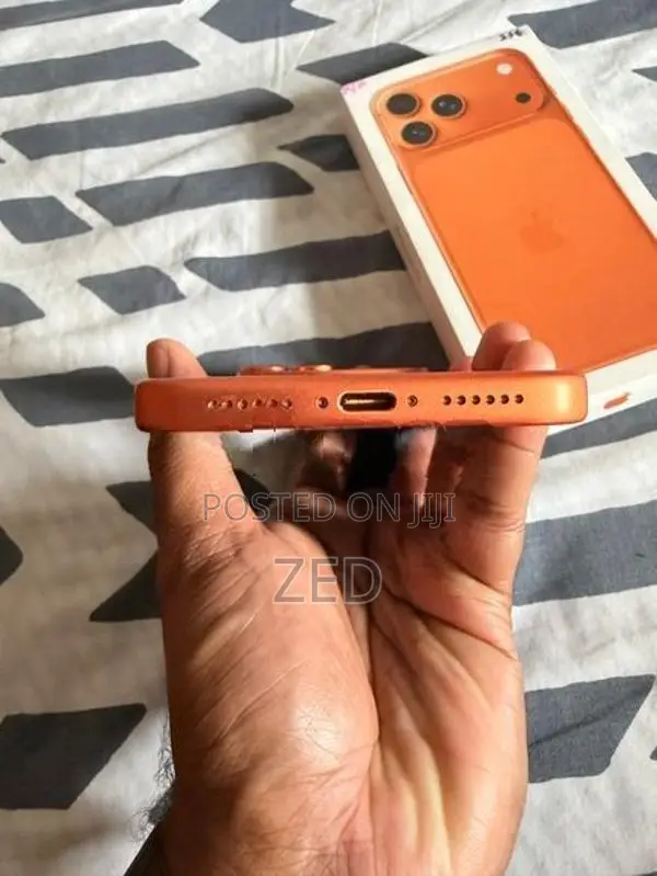Apple iPhone 17 Pro Max 256GB (Used)