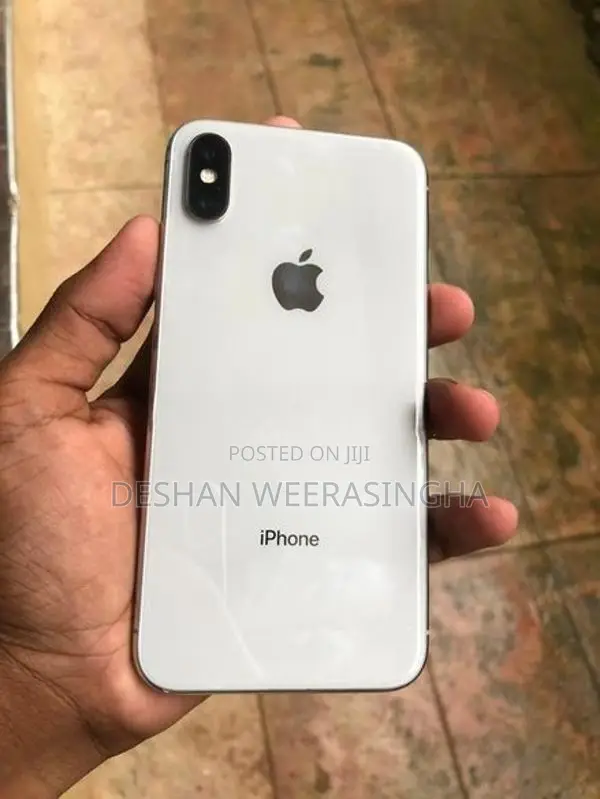 Apple iPhone XS (Used)