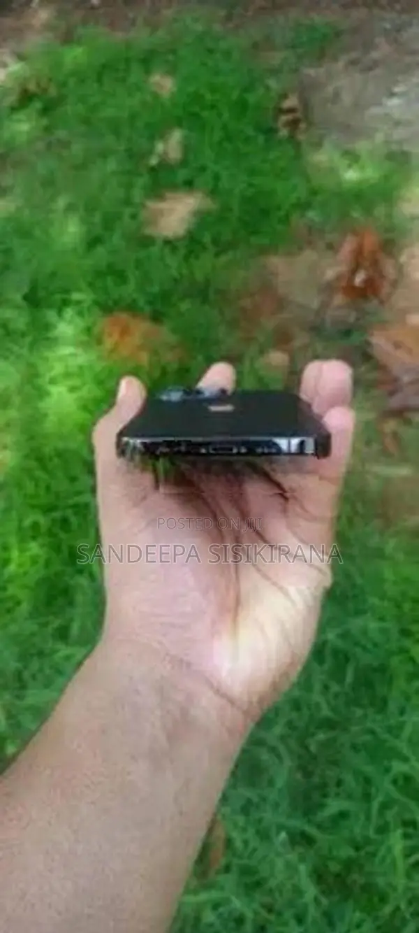 Apple iPhone 13 Pro (Used)
