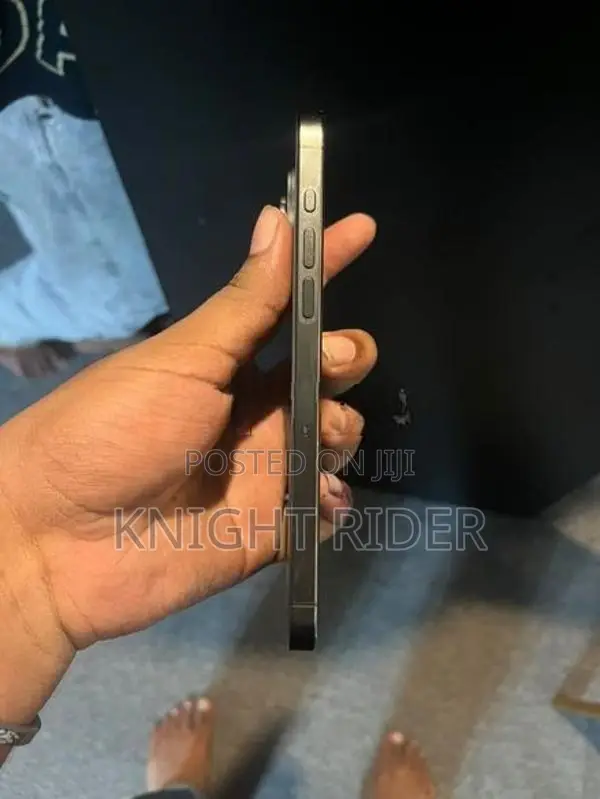 Apple iPhone 15 Pro Max (Used)