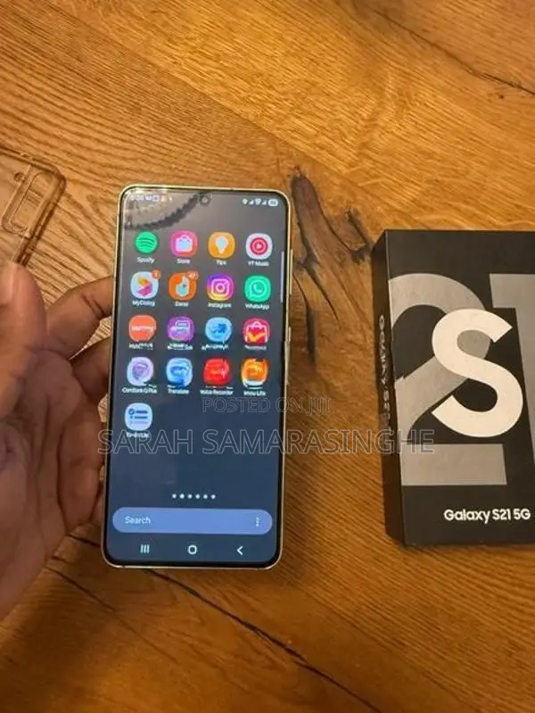 Samsung Galaxy S21 (Used)