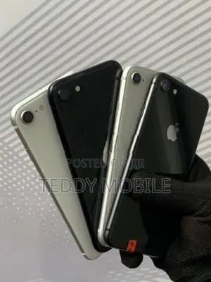 Apple iPhone SE 2 (Used)