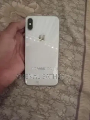 Apple iPhone X (Used)