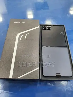 Samsung Galaxy Z Flip 7 (Used)