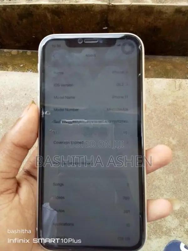 Apple iPhone 11 (Used)