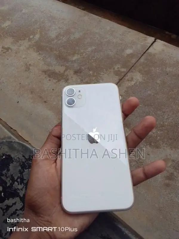 Apple iPhone 11 (Used)