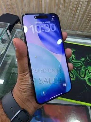 Apple iPhone 15 Pro Max 256GB (Used)
