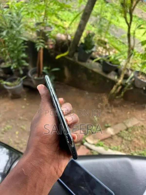 Apple iPhone 11 Pro (Used)