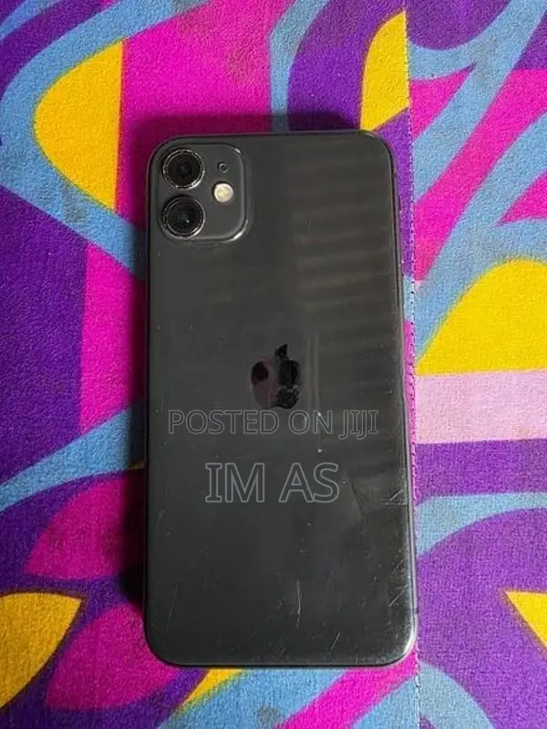 Apple iPhone 11 (Used)