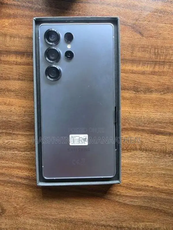 Samsung Galaxy S25 Ultra (Brand New)