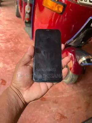Apple iPhone 11 Pro (Used)