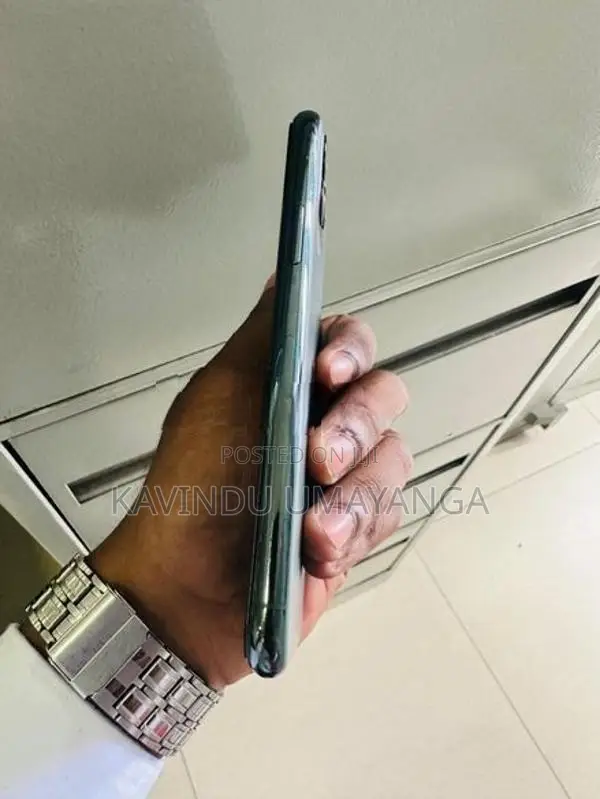 Apple iPhone 11 Pro (Used)