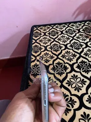 Apple iPhone 11 (Used)