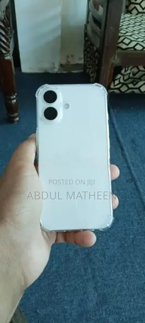 Apple iPhone 16 (Used)