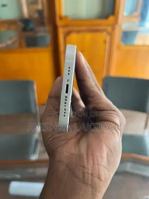 Apple iPhone 14 (Used)
