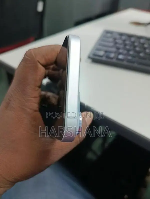 Apple iPhone 15 (Used)