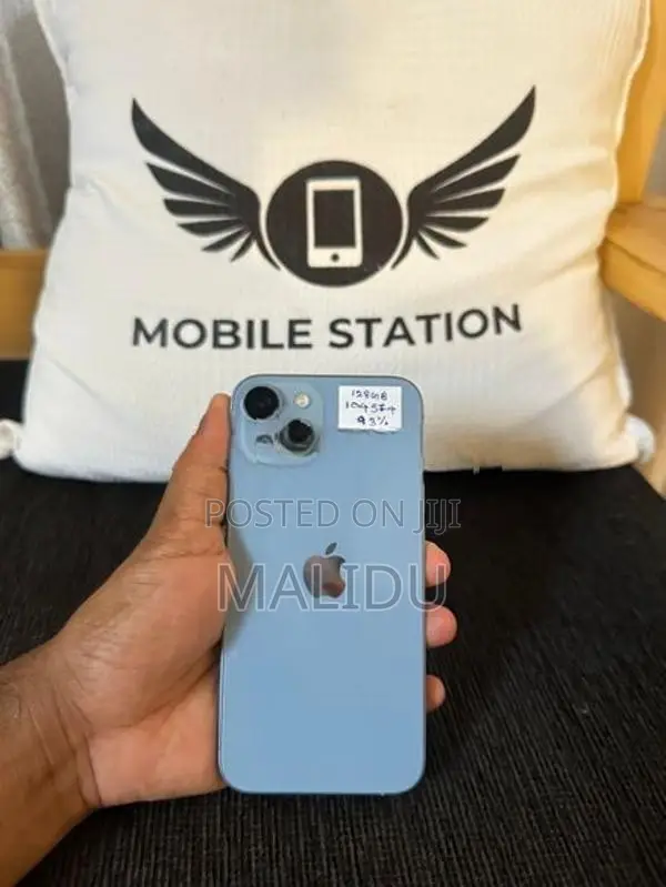 Apple iPhone 14 (Used)