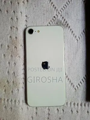 Apple iPhone SE 2 (Used)