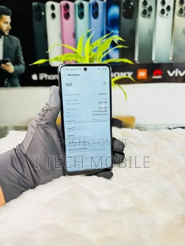 LG Q52 64GB (Used)