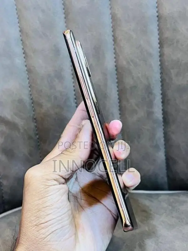 Vivo V40e 256GB (Used)