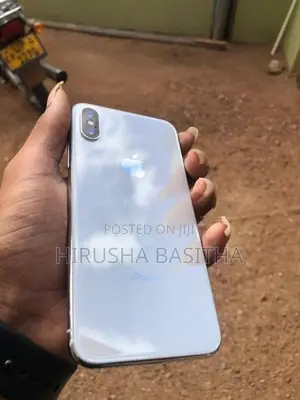 Apple iPhone X (Used)