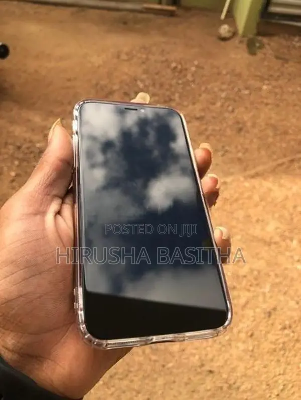 Apple iPhone X (Used)