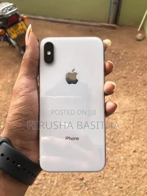 Apple iPhone X (Used)