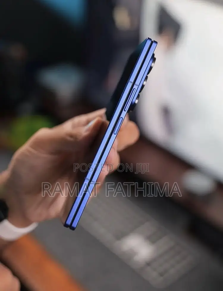 New Samsung Galaxy Z Fold7 256 GB Blue
