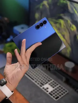 New Samsung Galaxy Z Fold7 256 GB Blue