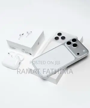 New Apple iPhone 17 Pro Max 256 GB White