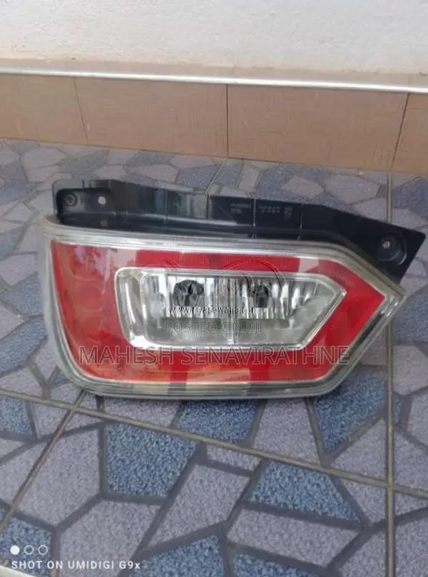 Wagon r left side tail light for Car