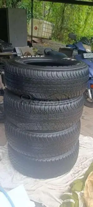 Hilux original tyres for Pickup