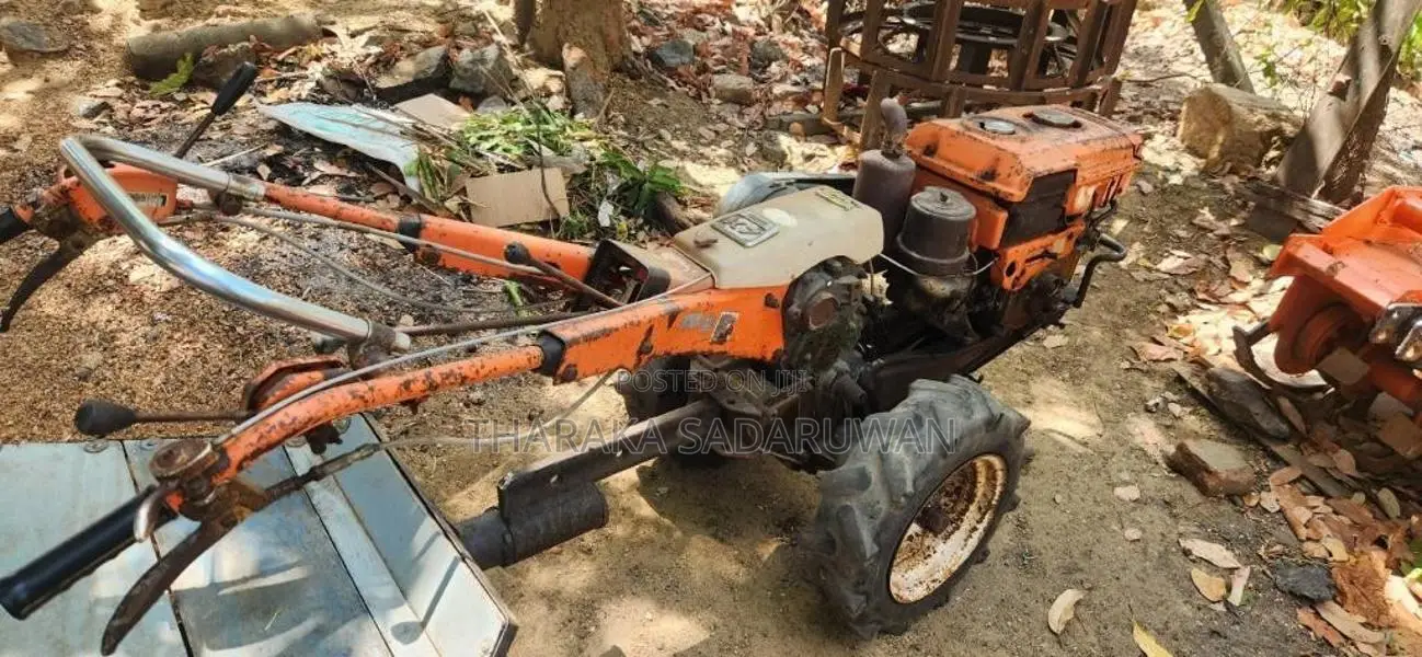 Kubota K7 2005 Tractor (Used)
