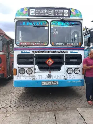 Ashok-Leyland Hino Power 2008 Bus (Used)