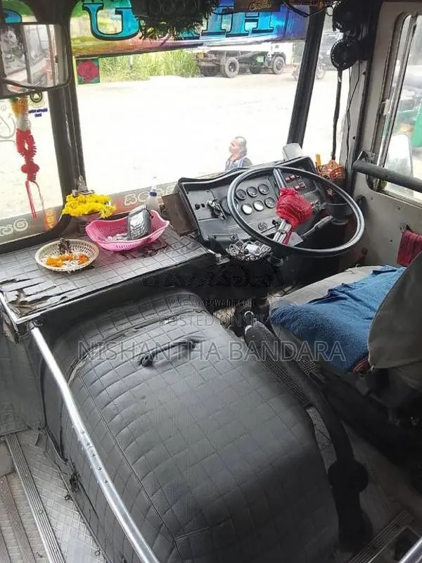 Ashok-Leyland Hino Power 2008 Bus (Used)