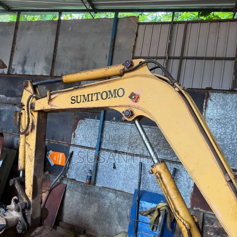 IHI Excavator 2012 Heavy-Duty (Used)