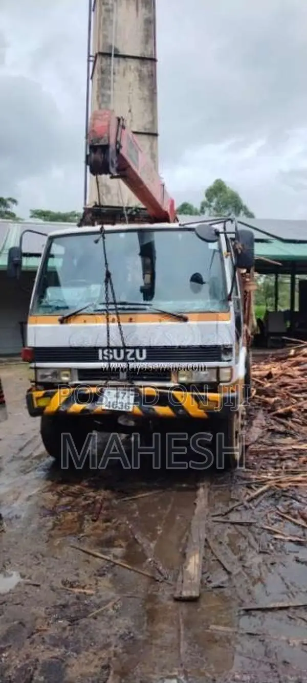 Isuzu Forward 1996 Heavy-Duty (Used)