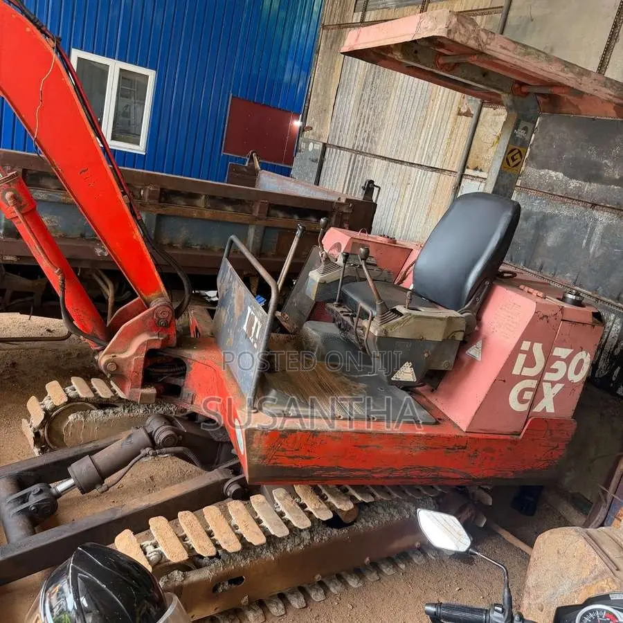 IHI Excavator 2012 Heavy-Duty (Used)